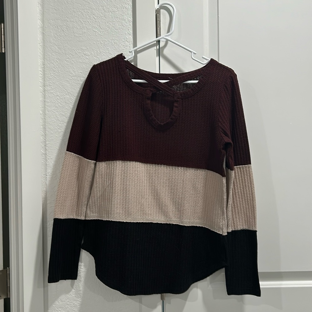 Multi colored waffle top